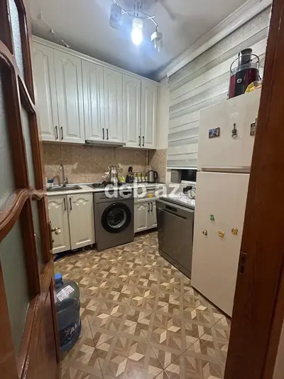 Bakı, 4-cü mikrorayon, 2 otaqlı, Köhnə tikili, m. Nəsimi, 60 kv. m — kiçik şəkil 1