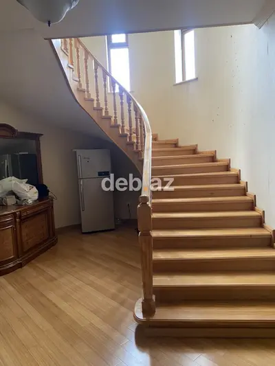 Pirşağı Qızıl Qumda! Klassik üslublu 2 mərtəbəli, 7 otaqlı (300 m²) LÜKS VİLLA / HƏYƏT EVİ satılır — Baseyn, sauna, yay mətbəxi v qarajla! — kiçik şəkil 10