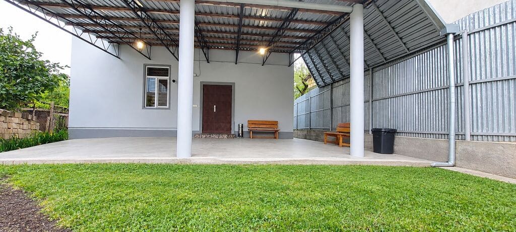 Şahdağ yolunda günlük kirayə həyət evi – Qusar, Çiləgir kəndi (10 nəfərlik, Manqal, Samovar, Besedka) — kiçik şəkil 3