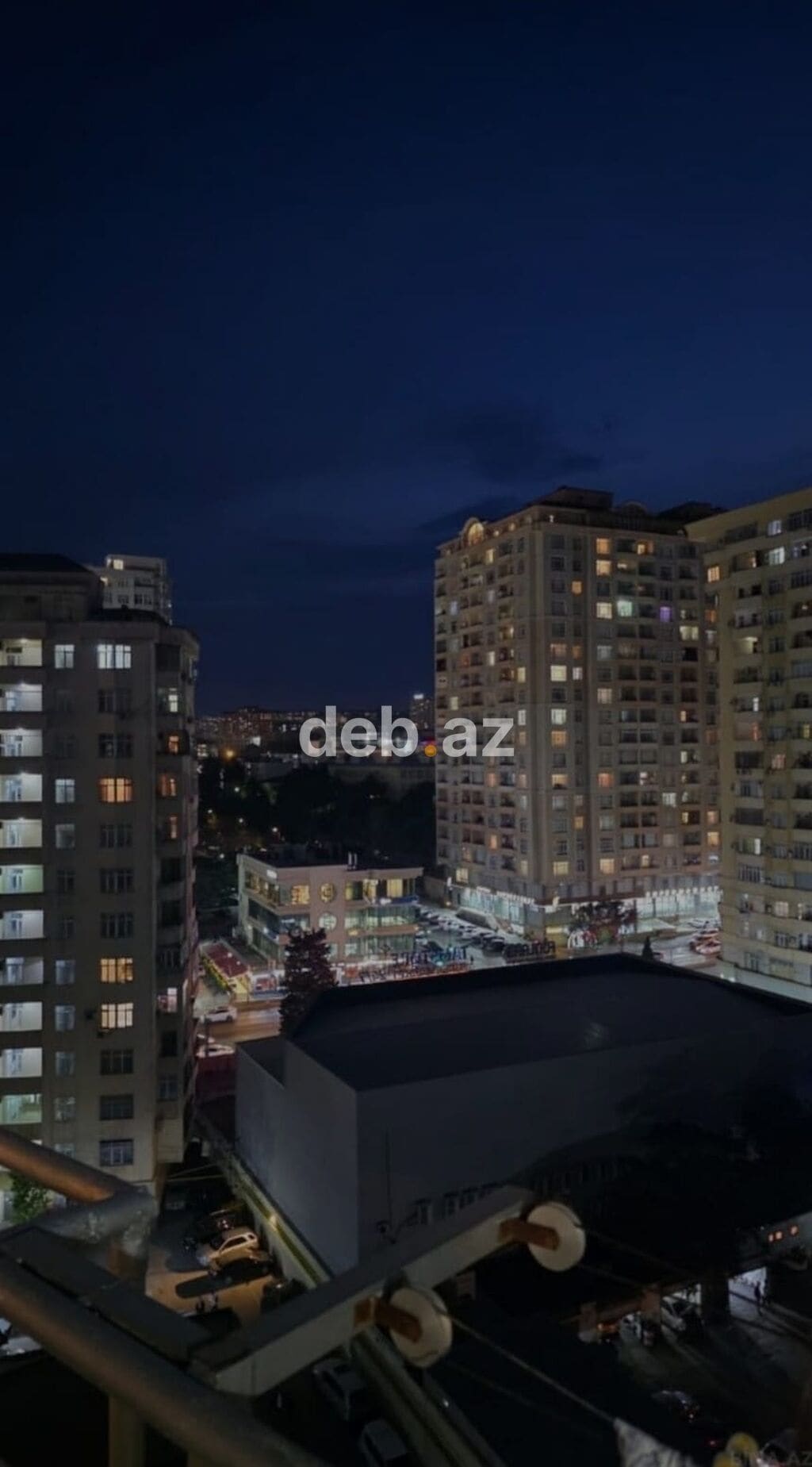 3-cü mikrorayon, 4 otaqlı, Yeni tikili, m. Memar Əcəmi, 180 kv. m — Nəsimi, Bakı