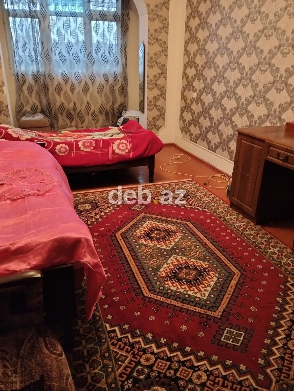 Xanımla üçün kirayə verilən otaq – mebellərlə təmin olunub. Bütün — Bakı