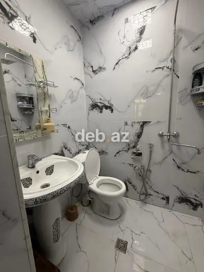 Bileceri qes 297 nomreli mektebin yax 5 mertebeli binanin 1 ci — kiçik şəkil 11