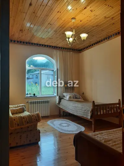 Gədəbəydə TƏCİLİ! 40 Sotdan Çox Həyətdə 250 m² 2 Mərtəbəli Möhtəşəm Ev Satılır — Özel Dağ Bulaq Suyu, Kombili v Bisetkalı! — kiçik şəkil 23