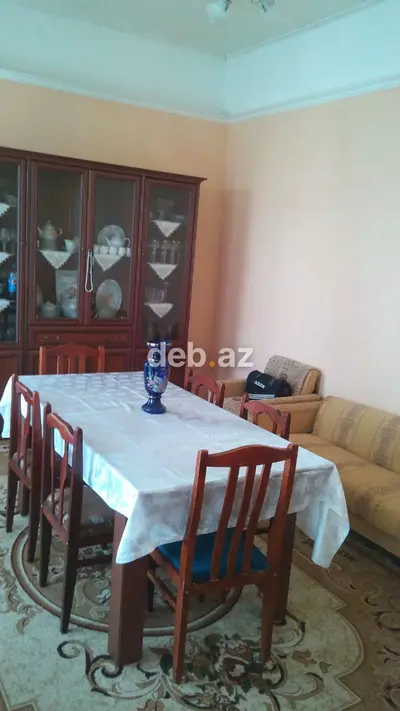 Şeki şeher merkez heryere yaxın qaz su işıq kanalizasiya kabel tv — kiçik şəkil 2