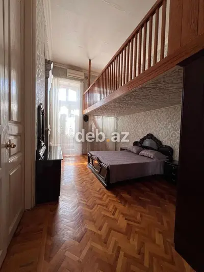 Bakı, 3 otaqlı, Köhnə tikili, m. Sahil, 90 kv. m — kiçik şəkil 1