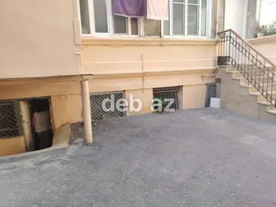 Rəsul Rza küçəsi 24, Şəhrin mərkəzi – Qış Parkı və Torqovı arasında — kiçik şəkil 3