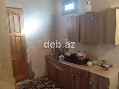 Binəqədi Qəsəbəsində 300 m² Geniş Ərazidə 3 Otaqlı Təmirsiz Ev Satılır — kiçik şəkil 10