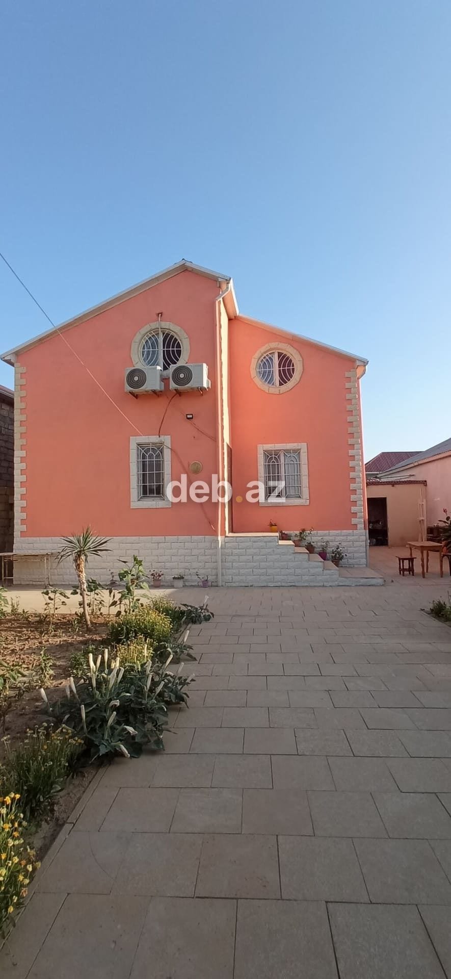 Yeni Ramanada 2 Mərtəbəli Mansardlı və Aqlay Fasadlı Həyət Evi Satılır! — Sabunçu, Bakı