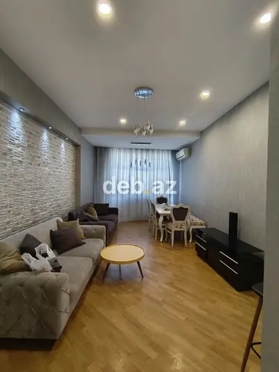 Nizami Rayonunda, Neftçilər Metrosu Yaxınlığında (Start İdman — kiçik şəkil 1