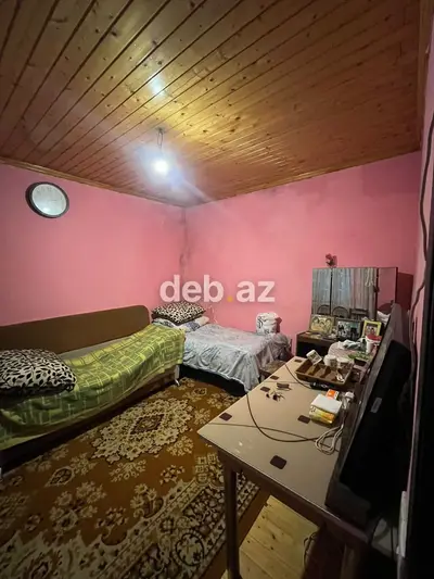 Sabunçu ərazisində orta təmirli 2 otaqlı həyət evi satılır. Qaz, as — kiçik şəkil 3