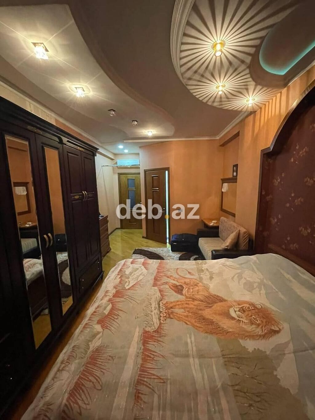 3 otaqlı, Yeni tikili, m. 8 Noyabr, 134 kv. m — şəkil 1