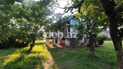 Bağ evi və geniş həyətyanı sahə - Kərpic və çınqıl daşdan tikili — kiçik şəkil 3