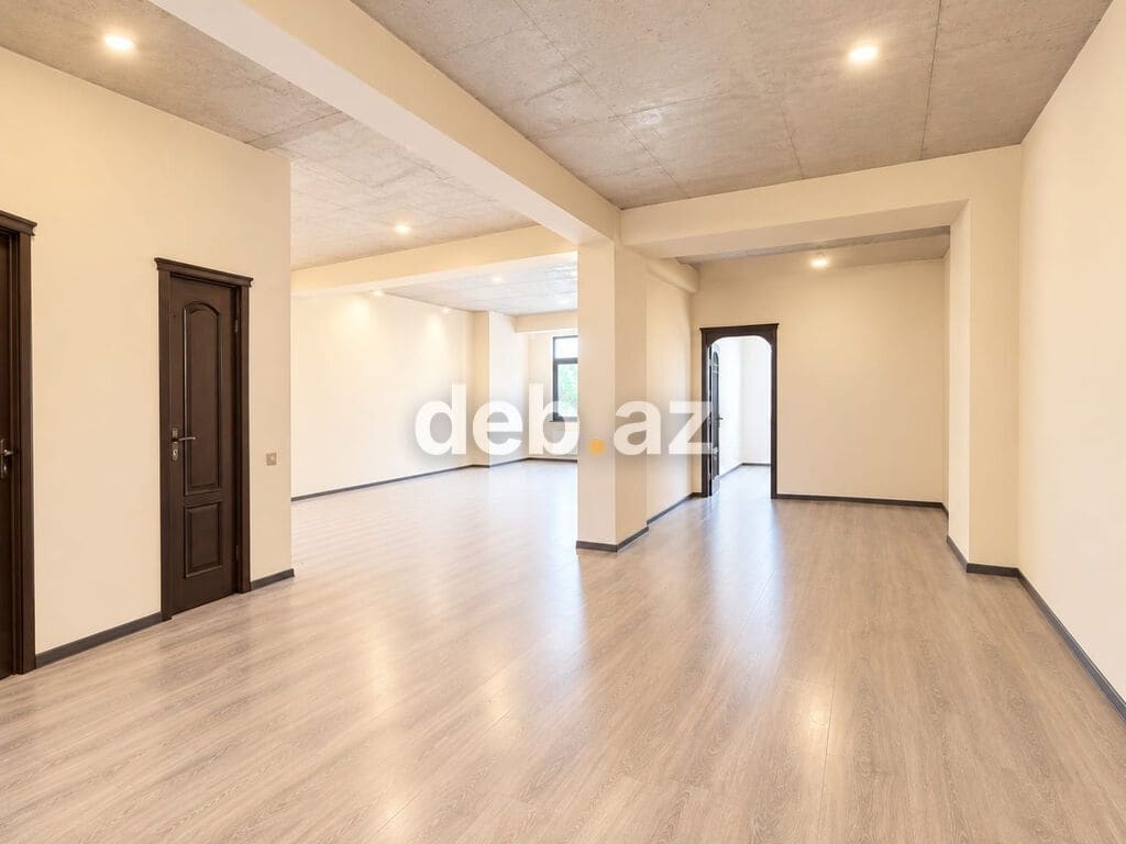 3 otaqlı, Yeni tikili, 142 kv. m — şəkil 1