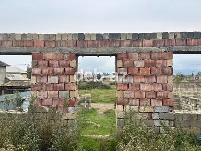 Həyət evi satılır. Girdəni yolundaki dəmirağac marketin arxa — kiçik şəkil 2