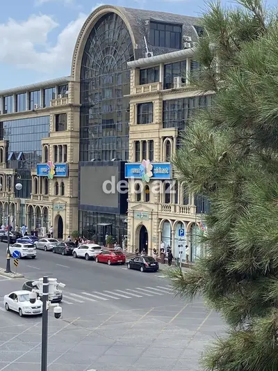 Bakı, Yeni Yasamal, 3 otaqlı, Köhnə tikili, m. Elmlər Akademiyası, 80 kv. m — kiçik şəkil 1