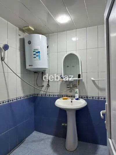 Bakı, Bakıxanov qəs., 3 otaqlı, Köhnə tikili, m. Neftçilər, 65 kv. m — kiçik şəkil 9