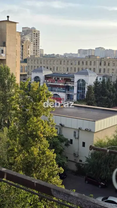 Bakı, Bakıxanov qəs., 3 otaqlı, Köhnə tikili, 85 kv. m — kiçik şəkil 13
