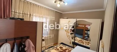 Öz şəxsi evimdir. Ünvan: Hövsan qəsəbəsi, abidənin arxası. Küçənin — kiçik şəkil 5