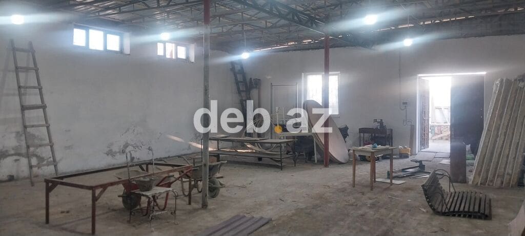 Anbar icareye verilir. abyekt yolun duz qiragindadi. varota asfalt — şəkil 1