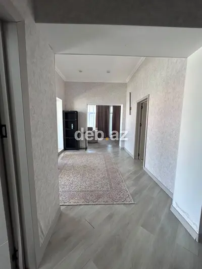 Modern Üslubda İstiqamətləndirilmiş, Hovuzlu və Verandalı Birmərtəbəli Lüks Villa — kiçik şəkil 19