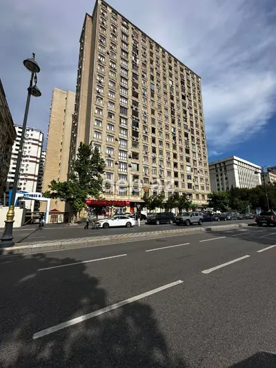 4 otaqlı, Yeni tikili, 146 kv. m — kiçik şəkil 1