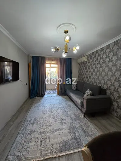 Nərimanovda (Montin) Metroya 7 dəqiqəlik! 1 otaqdan 2 otağa düzəlmiş, tam əşyalı mənzil satılır — Abad həyət, məktəb və bağça yanı! — kiçik şəkil 2