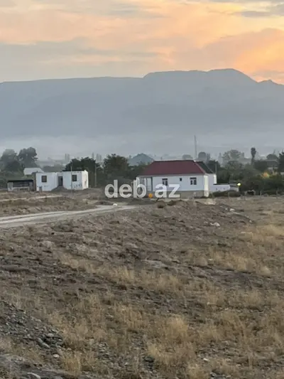 Satılır: Həyət evi - Bir mərtəbəli, ağ fasadlı ev, qırmızı metal dam — kiçik şəkil 14