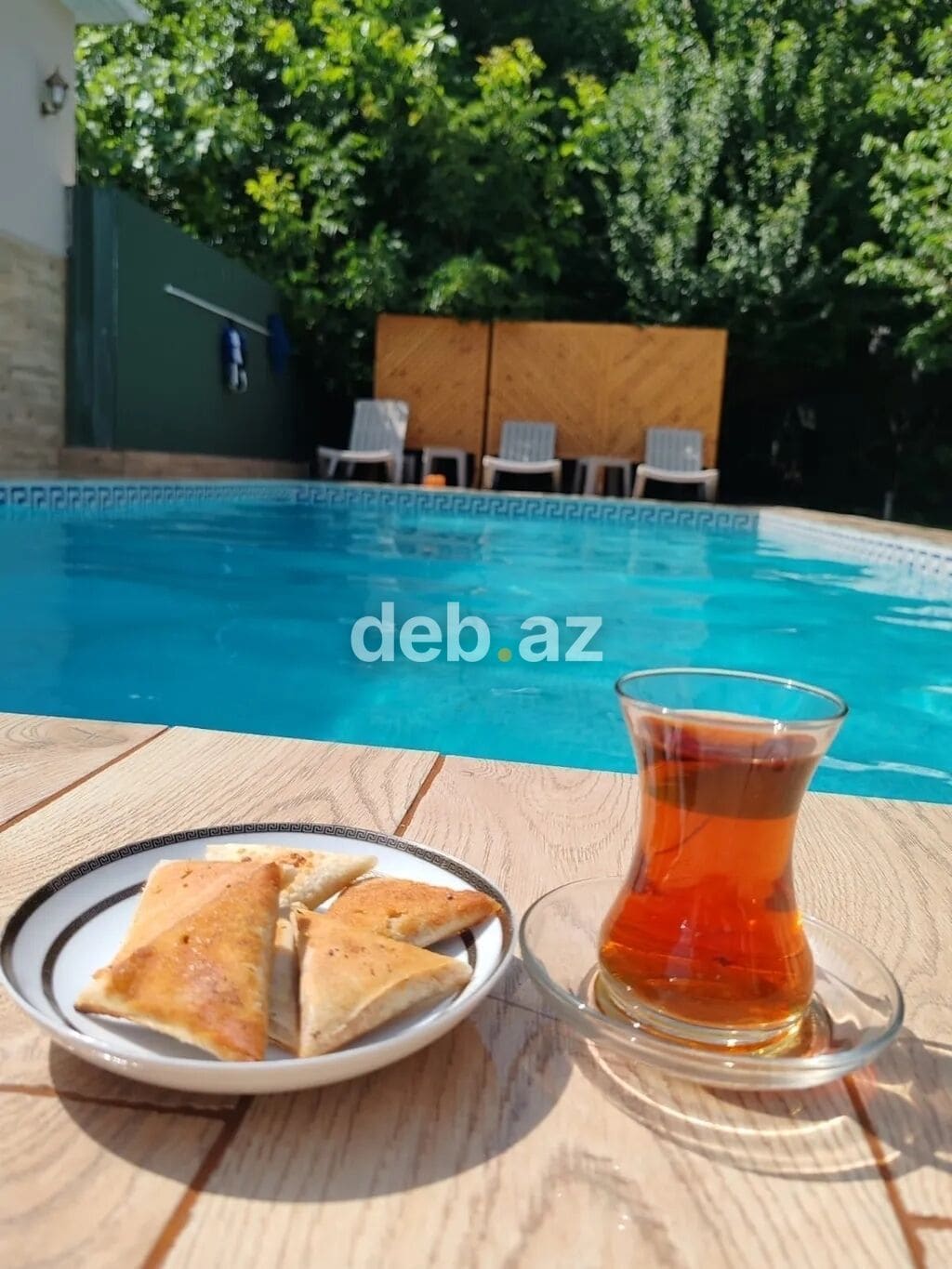 Hovuzlu və Kombili 3 Otaqlı Ev Günlük Kirayə Verilir (80 kv.m) — şəkil 1