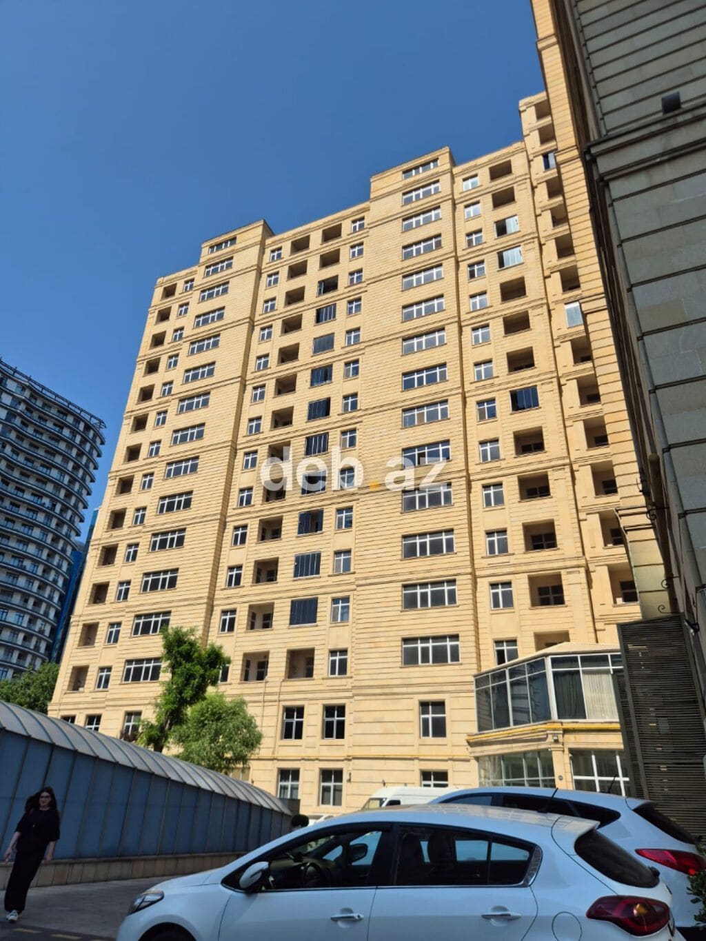 4 otaqlı, Yeni tikili, 241 kv. m — şəkil 1