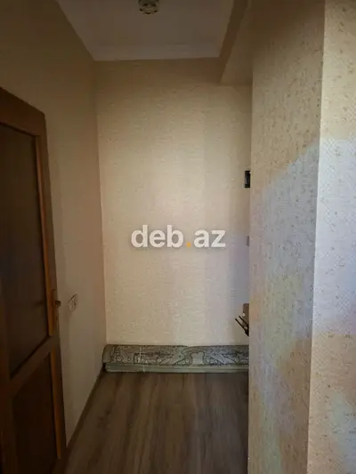 Masazırda Viktoriya Kompleksində DƏYƏRİNDƏN ÇOX AŞAĞI! 84 m² Çıxarışlı (İpotekaya yararlı) 3 otaqlı təmirli mənzil satılır — 1 m² cəmi 1300 AZN! — kiçik şəkil 2