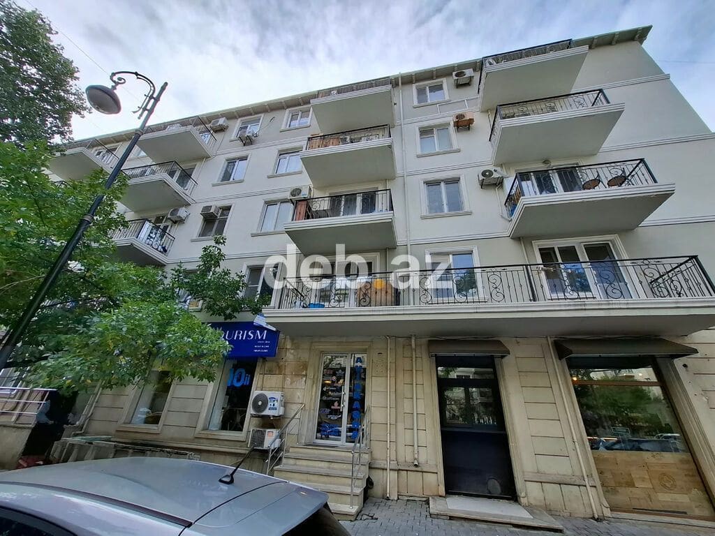 Bakı, 3 otaqlı, Köhnə tikili, 62 kv. m — Bakı