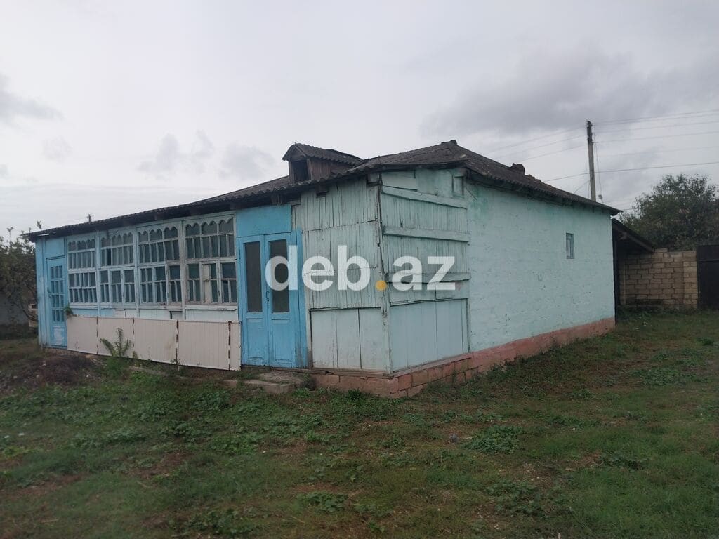 Satılır: həyət evi .yolun yaninda suyu qazi iwigi herweyi var 18 sotun — şəkil 1