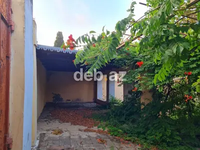 Digah qəsəbəsində, 23 sot geniş ərazidə 180 kv.m evi və bol meyvə bağı olan bağ evi satılır — kiçik şəkil 5