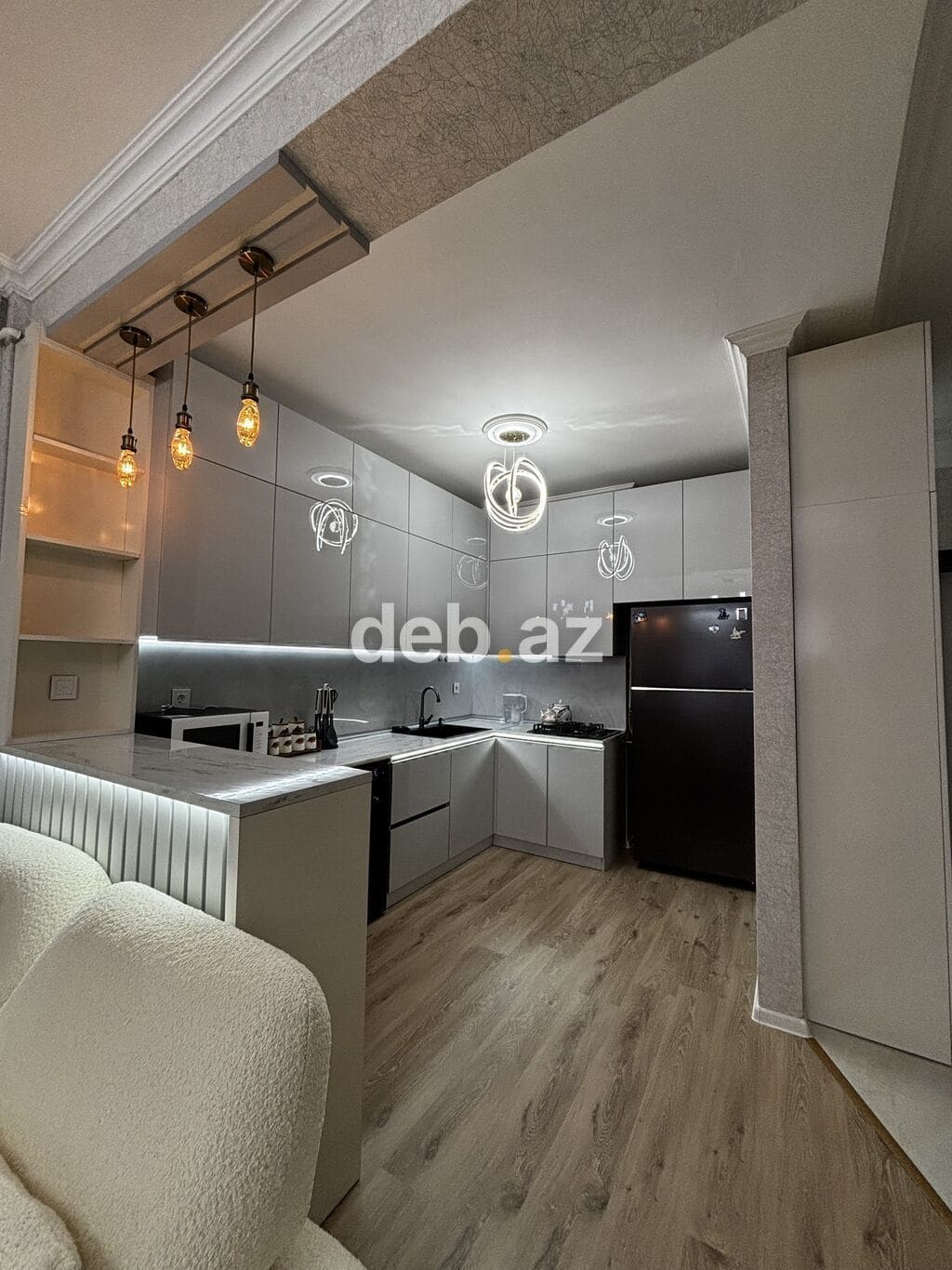 2 otaqlı, Yeni tikili, 77 kv. m — şəkil 1