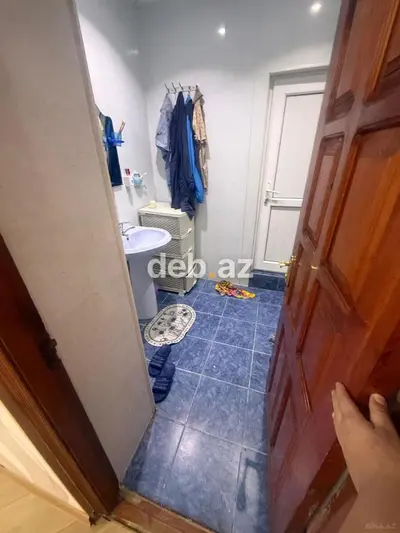 SATILIR – 20 Yanvar metrosuna yaxın 2 mərtəbəli həyət evi — kiçik şəkil 3