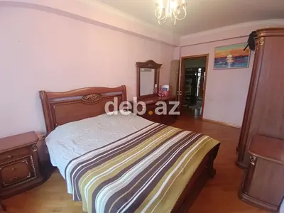 Bakı, 9-cu mikrorayon, 3 otaqlı, Köhnə tikili, m. Memar Əcəmi, 140 kv. m — kiçik şəkil 8