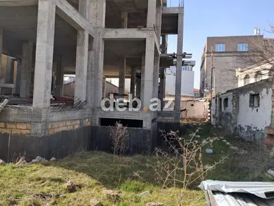 8-ci mikrorayon 8 otaq, 9000 kv. m, Təmirsiz — kiçik şəkil 1