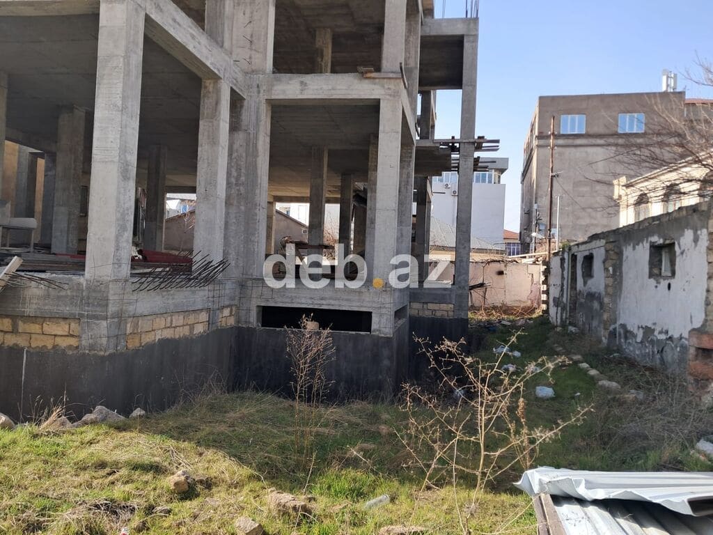 8-ci mikrorayon 8 otaq, 9000 kv. m, Təmirsiz — şəkil 1