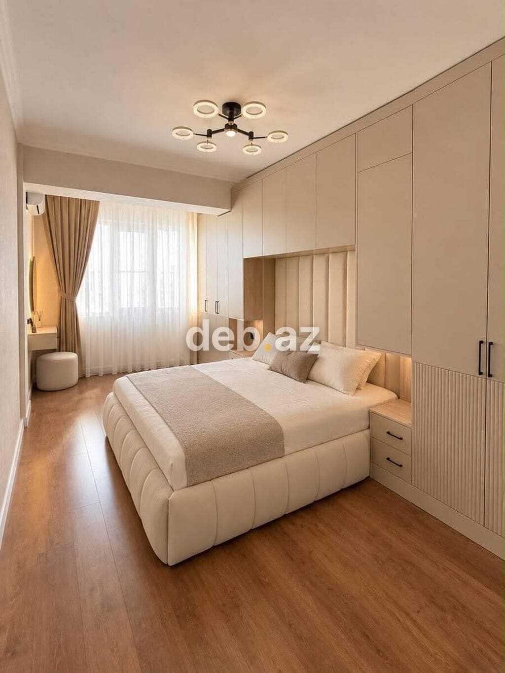 8-ci kilometr, 3 otaqlı, Yeni tikili, m. Xalqlar Dostluğu, 136 kv. m — Nizami, Bakı
