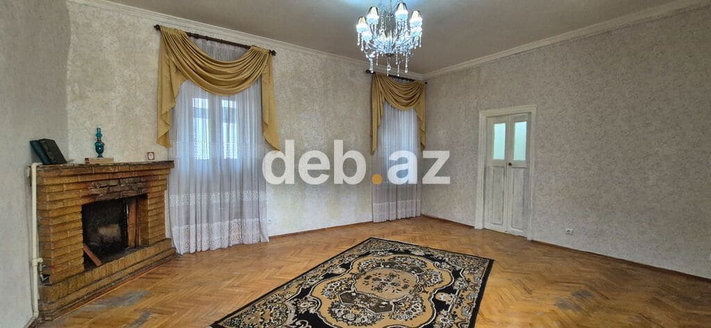 Bakı, 3 otaqlı, Köhnə tikili, m. İçərişəhər, 70 kv. m — Bakı