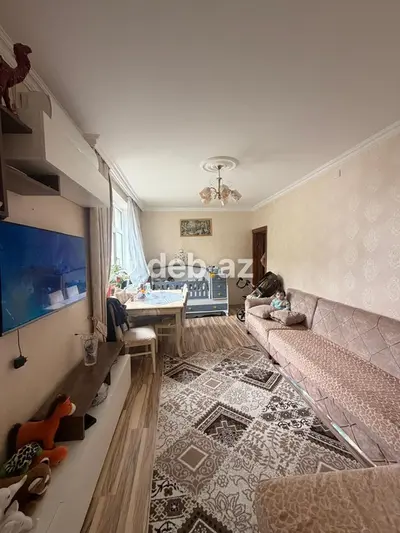 Xirdalqnda merkezde teze bazara yaxin 2-otaqli orta mertebede — kiçik şəkil 2