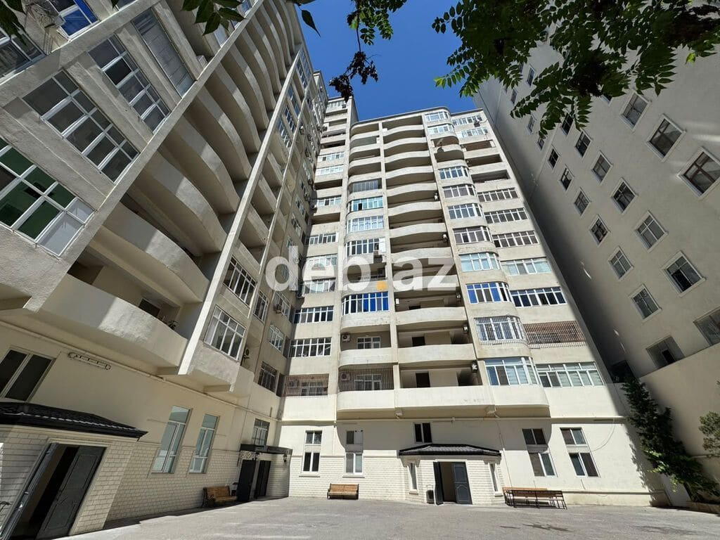 3 otaqlı, Yeni tikili, 157 kv. m — şəkil 1