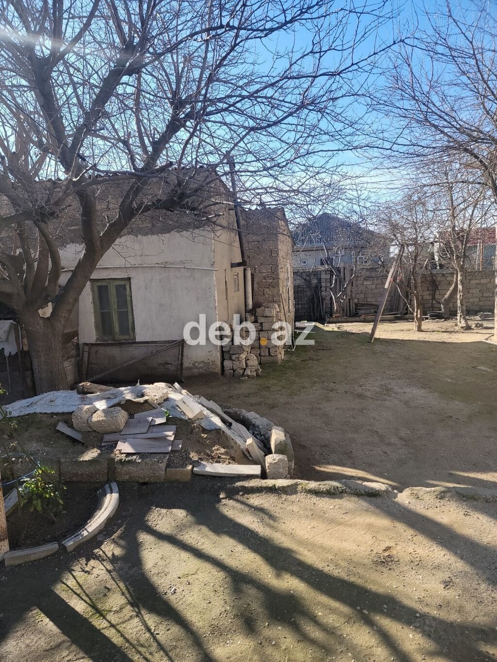 Satış üçün həyət evi və torpaq sahəsi Binə savxozda məçitddən yuxarı — şəkil 1