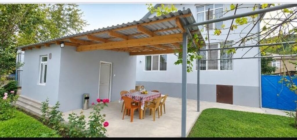 Şahdağ yolunda günlük kirayə həyət evi – Qusar, Çiləgir kəndi (10 nəfərlik, Manqal, Samovar, Besedka) — kiçik şəkil 4