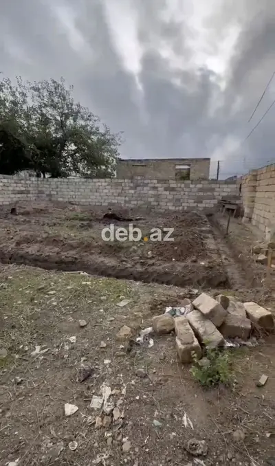 2 sot, Tikinti — kiçik şəkil 1