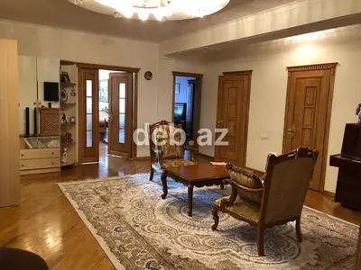 Bakı, 9-cu mikrorayon, 3 otaqlı, Köhnə tikili, m. Memar Əcəmi, 140 kv. m — kiçik şəkil 1