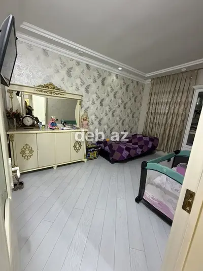 Ağ Şəhərdə müasir üslubda 2 mərtəbəli, şüşəbəndli və lüks mərmər döşəməli fərdi həyət evi satılır — Tam asfalt küçə, geniş holl v elit məhəllə! — kiçik şəkil 11