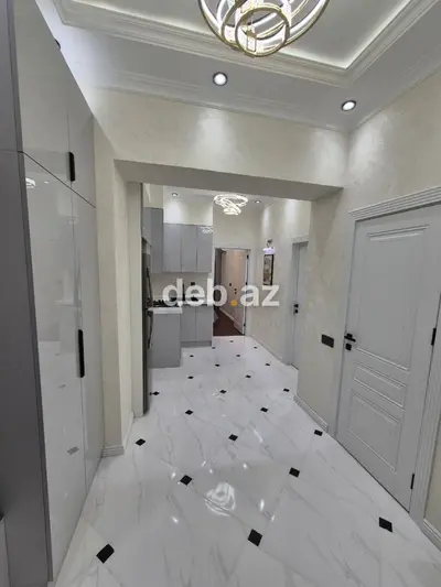 Mənzilin təsviri - Şəhər panoramalı geniş balkon: gecə işıqlı park və — kiçik şəkil 9