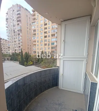 Bakı, 9-cu mikrorayon, 3 otaqlı, Köhnə tikili, m. Memar Əcəmi, 140 kv. m — kiçik şəkil 13