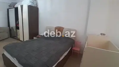Sarayda tam əşyalı, geniş və səliqəli təmirli 2 otaqlı mənzil satılır — Geniş yataq otağı və modern mətbəxlə! — kiçik şəkil 3